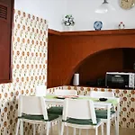 Traditional & Cosy