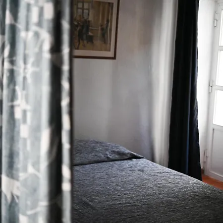Traditional & Cosy Apartment Batsi